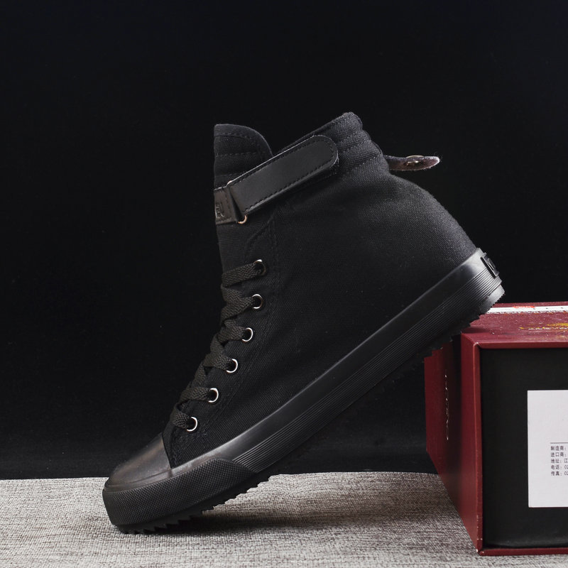Men'S Shoes Black And White - Sneakers Modis Sepatu Pria Sepatu Kanvas