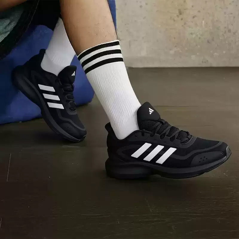 Sepatu lari pria Adidas untuk  - Men'S Shoes Half Cut ulasan dan harga