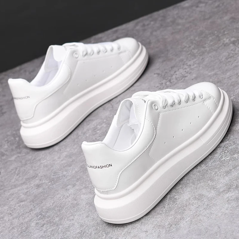Sepatu Pria Merk Brand Hitam M - Men'S Shoes Black And White ulasan dan harga