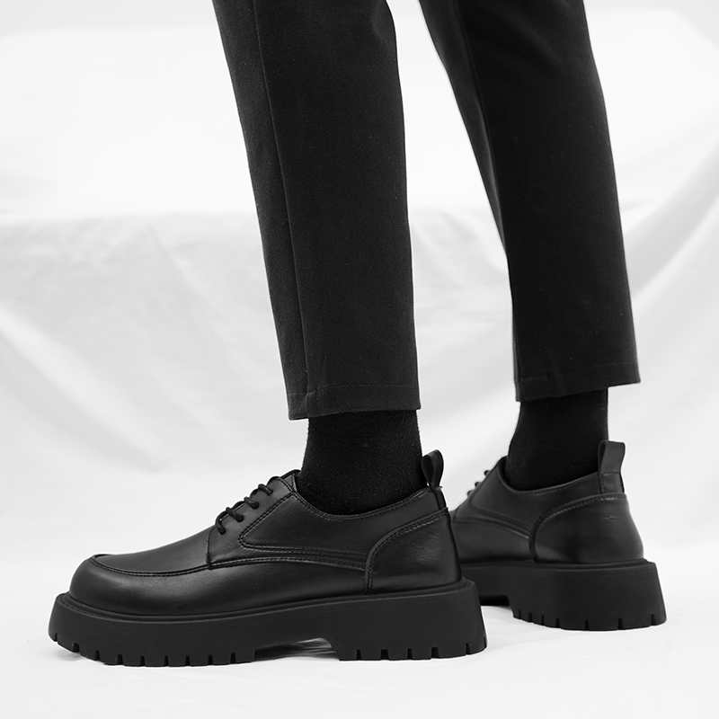 Sepatu Olahraga Pria Model Rou - Men Shoes Expensive ulasan dan harga