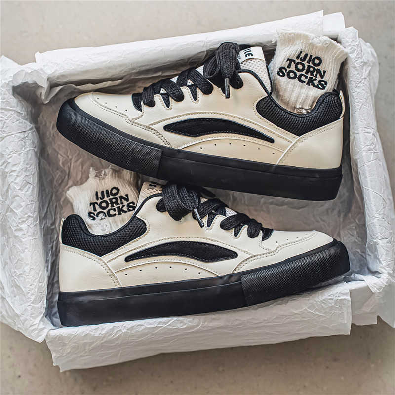 Sepatu Pria Berlubang Camp Per - Men Shoes Expensive ulasan dan harga